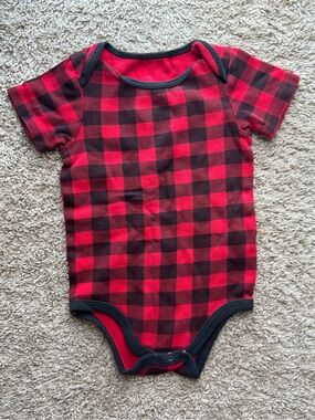 The Peanutshell Layette Red Buffalo Plaid Bodysuit 12M